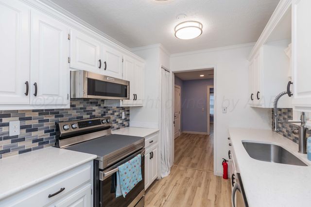 128 WAYSIDE Drive, Amarillo, TX 79106