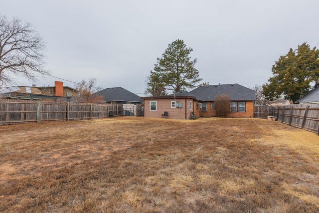 128 WAYSIDE Drive, Amarillo, TX 79106
