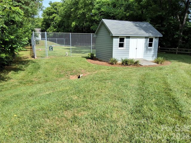 1903 Wellington Hills Circle, Salisbury, NC 28147