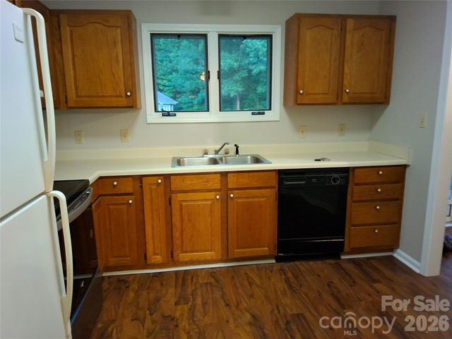 1903 Wellington Hills Circle, Salisbury, NC 28147