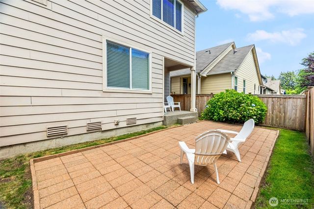5645 56th Loop SE, Lacey, WA 98503