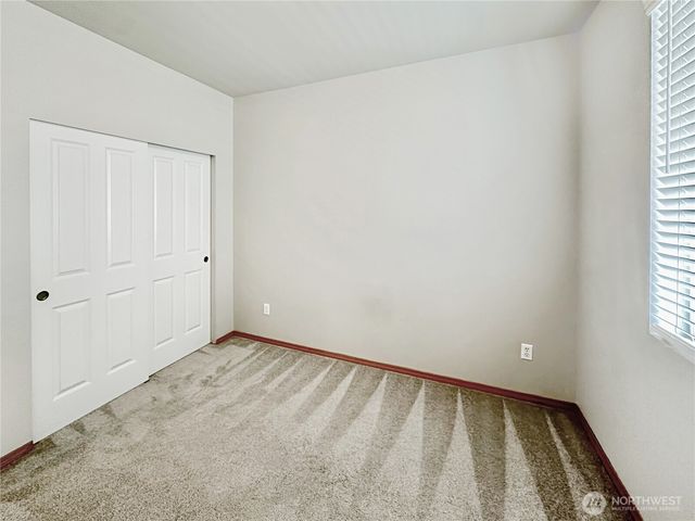 5645 56th Loop SE, Lacey, WA 98503