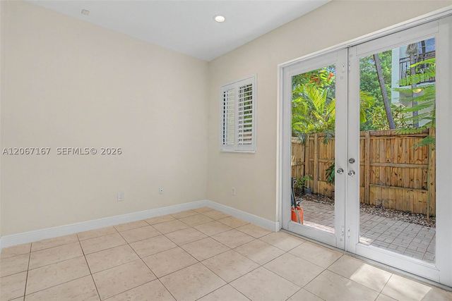 2945 Coconut Ave 3, Miami, FL 33133