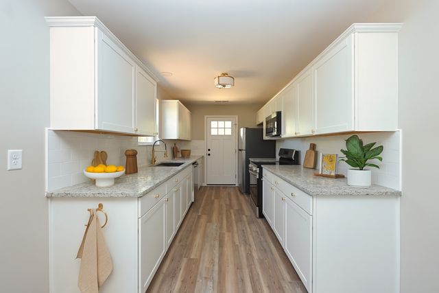 121 Saratoga Dr, Clarksville, TN 37042