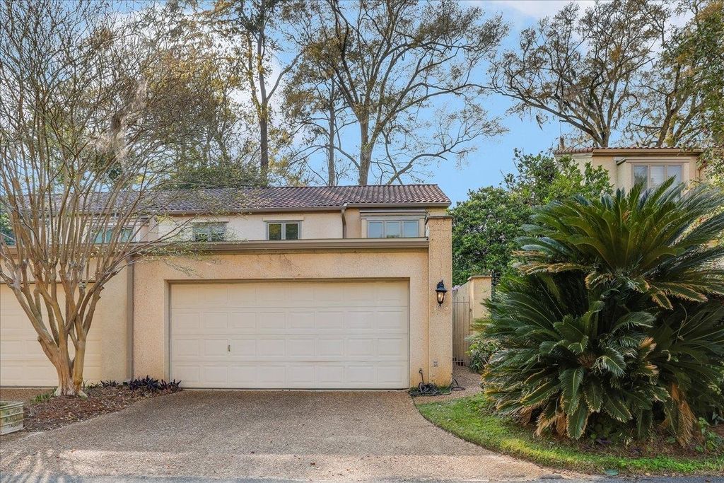 1816 Atlantis Place, Tallahassee, FL 32303