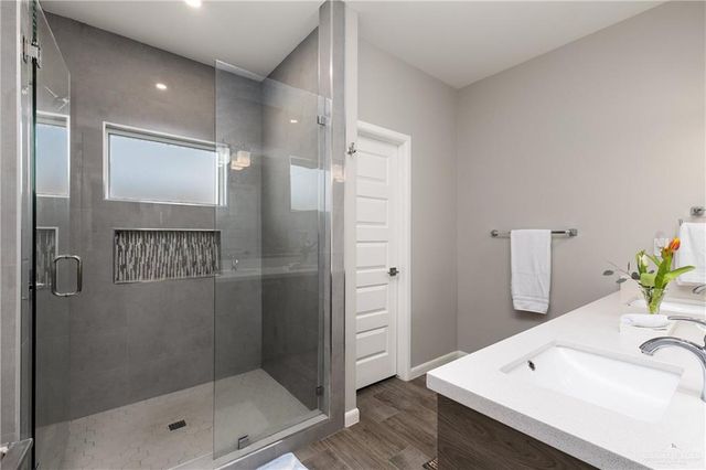 5816 Pelican Avenue, Palmhurst, TX 78573