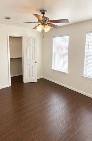 6837 Larkstone Street A, Houston, TX 77028