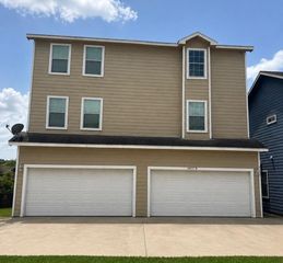 6837 Larkstone Street A, Houston, TX 77028