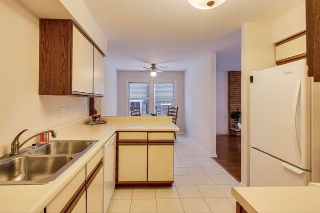 632 Independence Avenue, Westmont, IL 60559