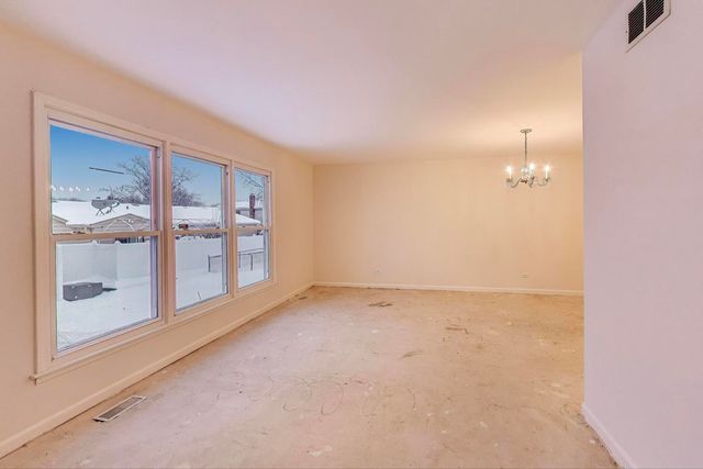 632 Independence Avenue, Westmont, IL 60559