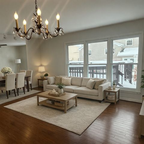 632 Independence Avenue, Westmont, IL 60559