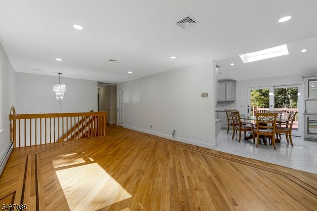 24 Sage Drive, Warren Twp., NJ 07059