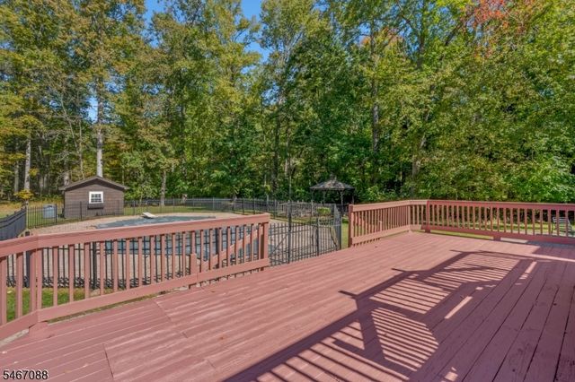 24 Sage Drive, Warren Twp., NJ 07059