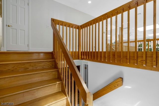 24 Sage Drive, Warren Twp., NJ 07059