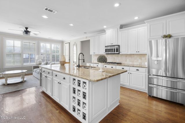 2147 Chancellor Cove, Nesbit, MS 38651