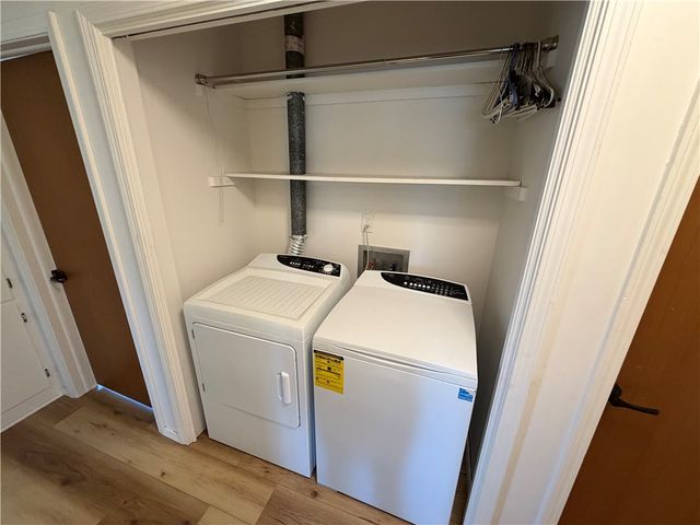 2854 N Loxley Avenue, Fayetteville, AR 72703