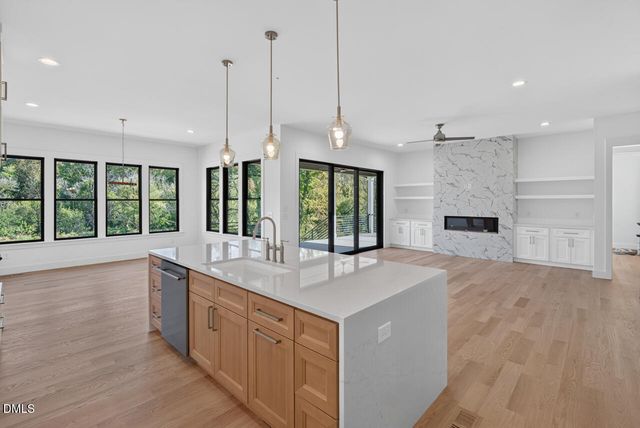 6048 Montgomery Ests Road, Hillsborough, NC 27278