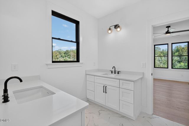 6048 Montgomery Ests Road, Hillsborough, NC 27278