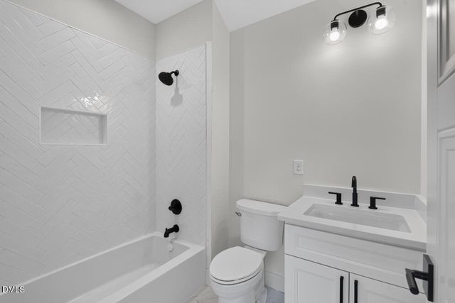 6048 Montgomery Ests Road, Hillsborough, NC 27278