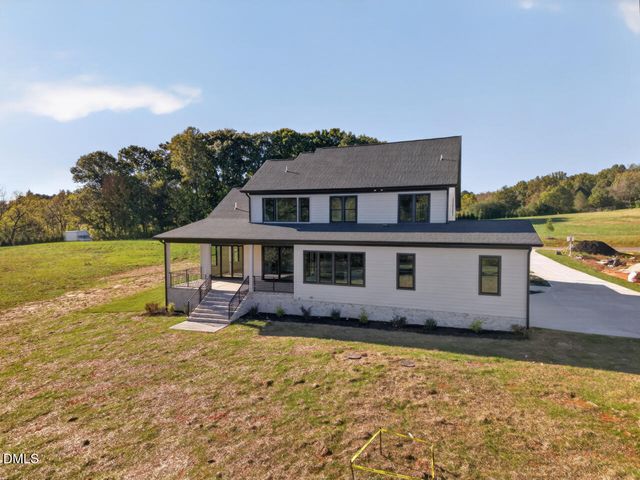 6048 Montgomery Ests Road, Hillsborough, NC 27278