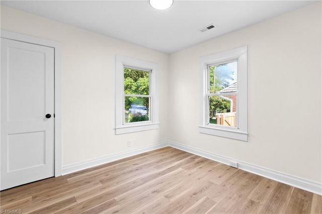 1444 Irving Street, Winston-salem, NC 27103