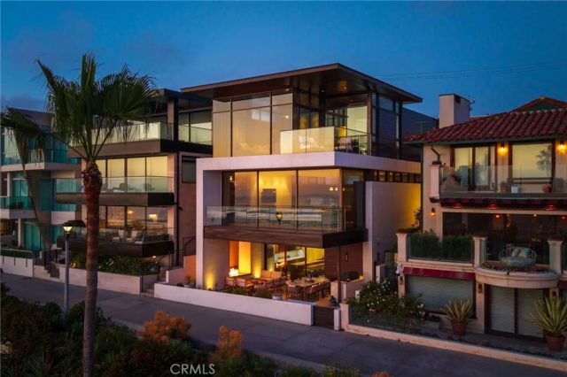1204 The Strand, Manhattan Beach, CA 90266