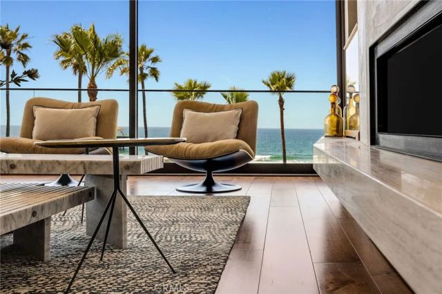 1204 The Strand, Manhattan Beach, CA 90266