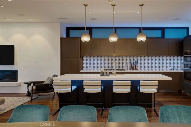 1204 The Strand, Manhattan Beach, CA 90266