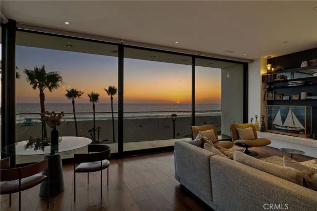 1204 The Strand, Manhattan Beach, CA 90266