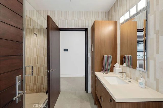 1204 The Strand, Manhattan Beach, CA 90266