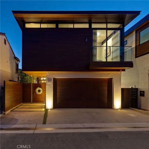 1204 The Strand, Manhattan Beach, CA 90266