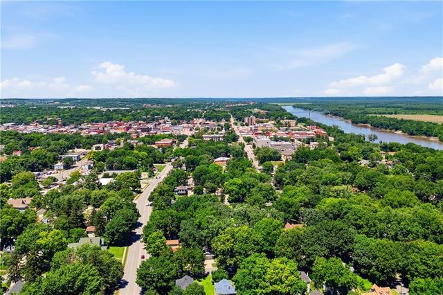 312 Pine Street, Leavenworth, KS 66048
