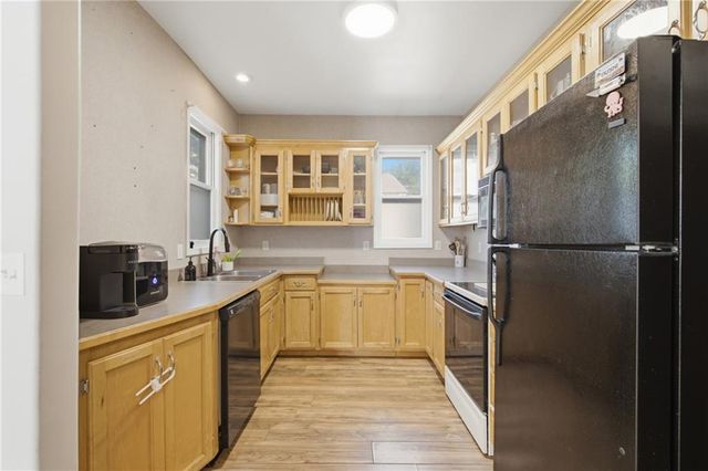 312 Pine Street, Leavenworth, KS 66048