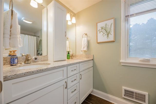 766 Somerset Dr Drive, Webster, NY 14580