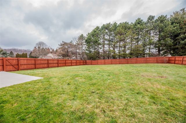 766 Somerset Dr Drive, Webster, NY 14580