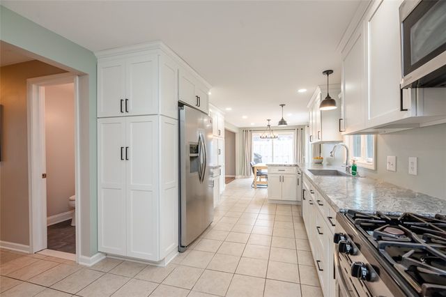 766 Somerset Dr Drive, Webster, NY 14580