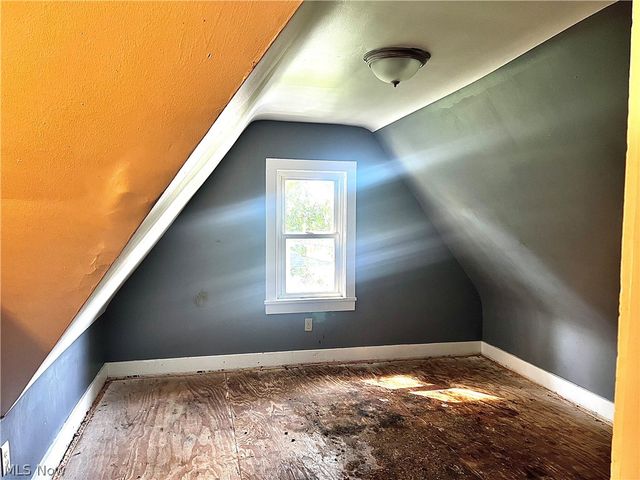 10402 Shale Avenue, Cleveland, OH 44104