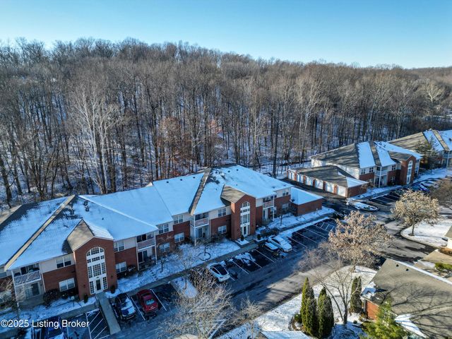 9206 Hawthorne Pointe Dr UNIT 202, Louisville, KY 40272