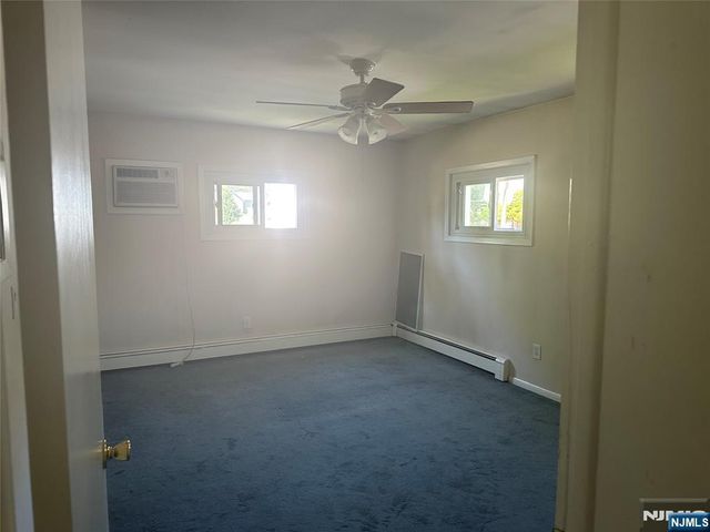 10 Kinderkamack Road 1, Woodcliff Lake, NJ 07677