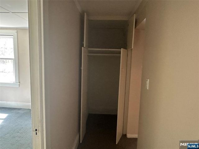 10 Kinderkamack Road 1, Woodcliff Lake, NJ 07677