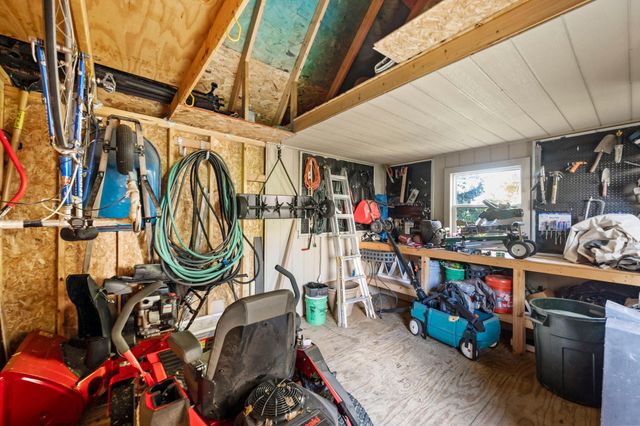 1205 Hilloway Circle, Burnsville, MN 55306