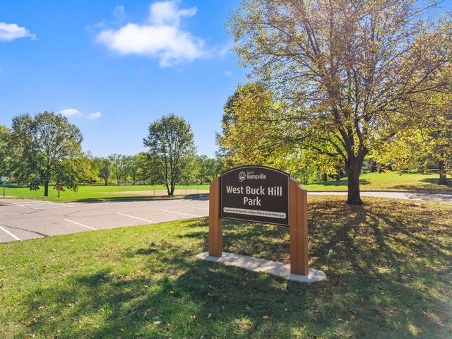 1205 Hilloway Circle, Burnsville, MN 55306