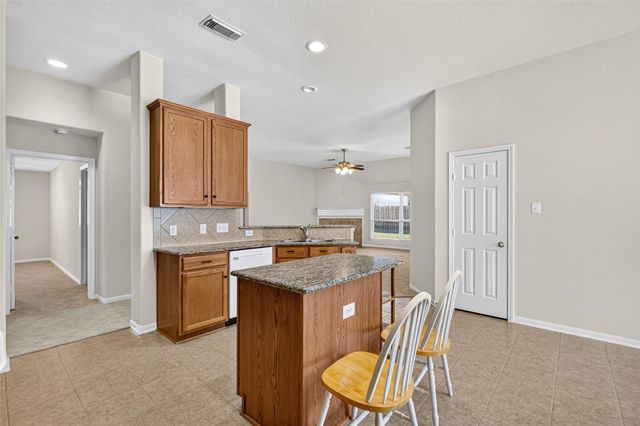 5119 Camarosa Drive, Pasadena, TX 77504
