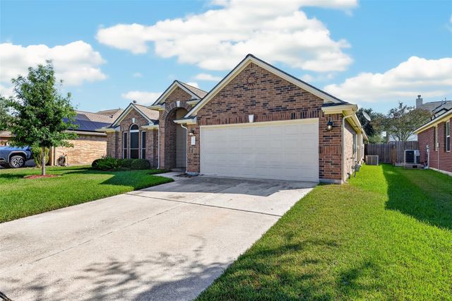 5119 Camarosa Drive, Pasadena, TX 77504
