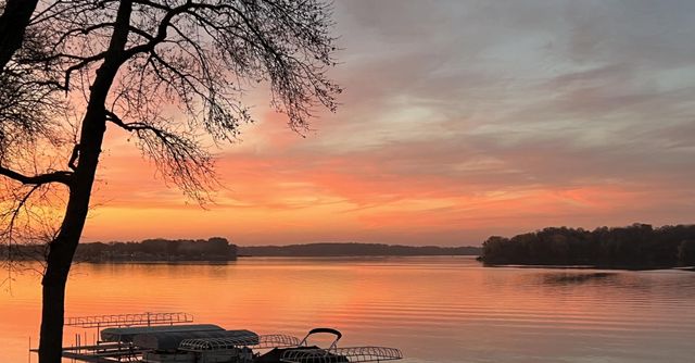 4335 Meadowview Drive, Waconia, MN 55387