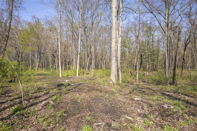15161 Hillside, Lakeside, MI 49116