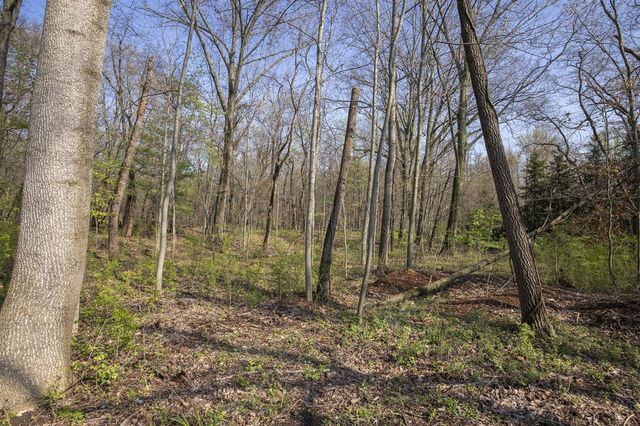 15161 Hillside, Lakeside, MI 49116