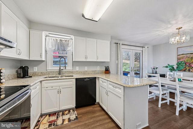 6100 MOUNTAIN CHURCH RD, Jefferson, MD 21755