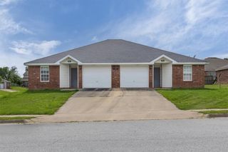 256/258 Graystone Circle, Centerton, AR 72719