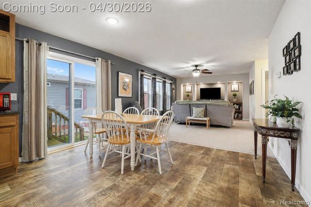 6267 Imperial Dr., Fenton, MI 48430